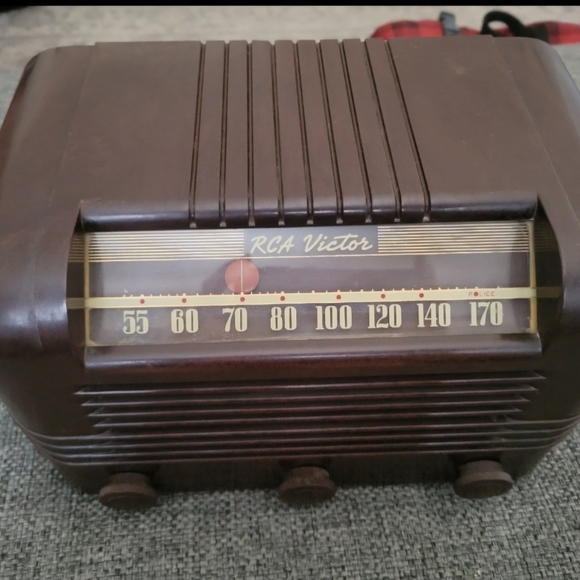 Rca Victor Vintage Radio - Picture 2 of 7